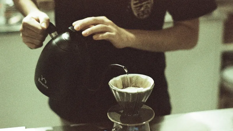 Coffee Extraction Explained: Under, Over, and Just Right