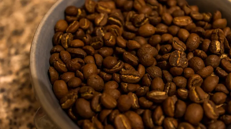 Coffee Subscriptions 2025: Freshness, Price & Variety Compared