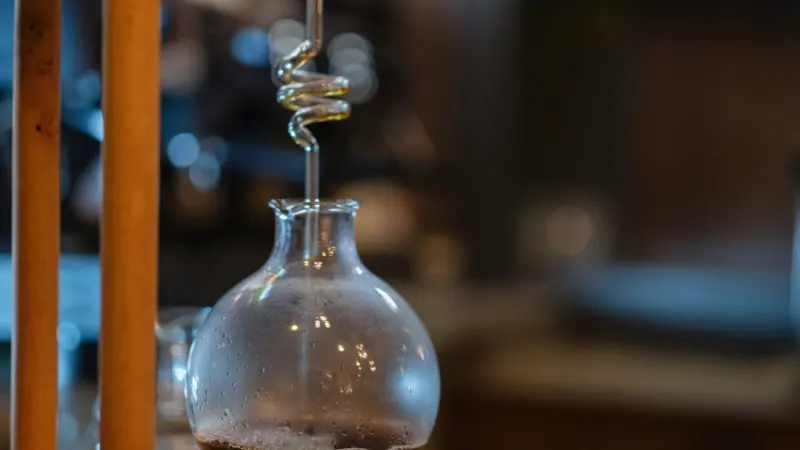 Espresso vs. Coffee: Caffeine, Taste & Brewing Differences Explained