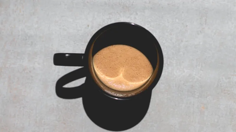 How to Steam Milk for Latte Art: Beginner's Guide to Perfect Microfoam